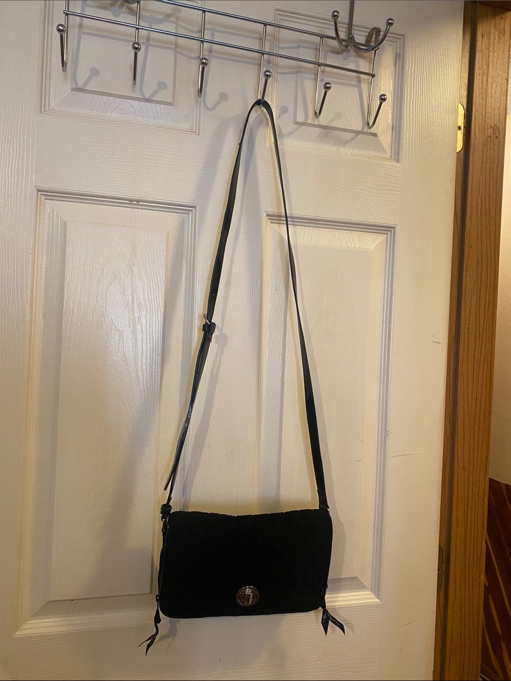 Black Vera Bradley Quilted Crossbody Shoulder Bag.